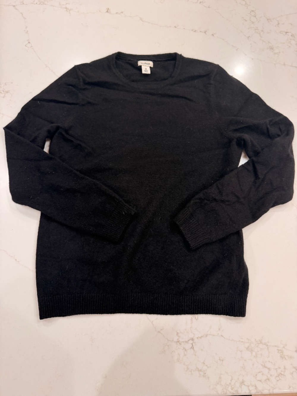 L.L.Bean Black 100% Cashmere Sweater Women’s Medium Petite Crewneck Classic Soft